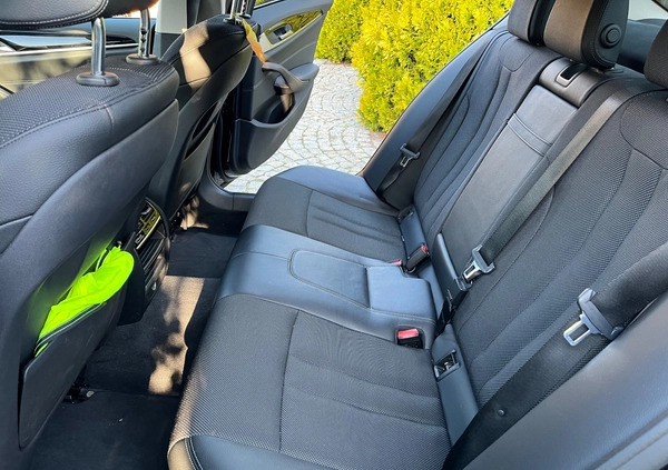 BMW Seria 5 cena 114000 przebieg: 99300, rok produkcji 2018 z Jaworzno małe 79